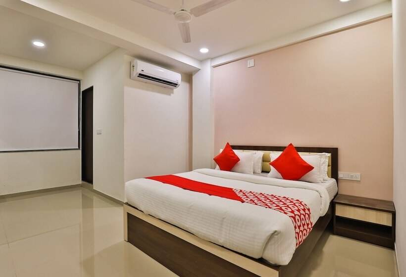 Oyo 26578 Hotel Aashray