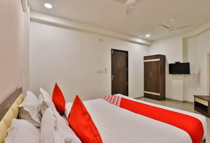 Oyo 26578 Hotel Aashray