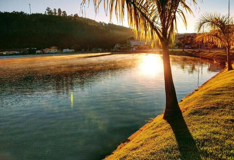 بنسيون Capitólio Home Suítes