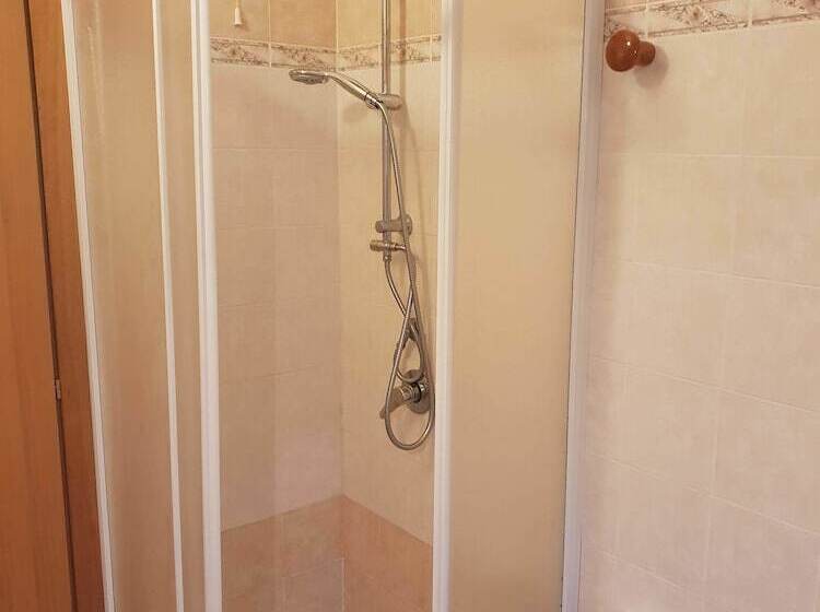 펜션 Casa Albergo Tiroasegno