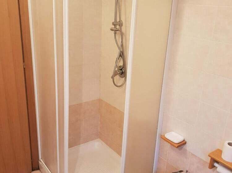 펜션 Casa Albergo Tiroasegno