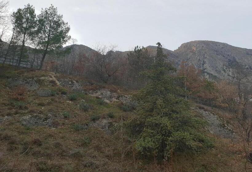 펜션 Casa Albergo Tiroasegno