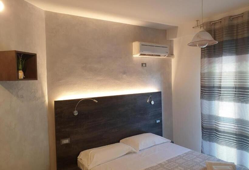 펜션 Casa Albergo Tiroasegno