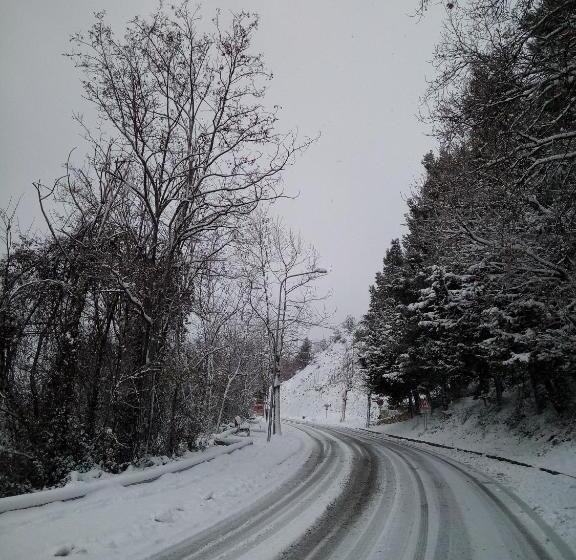 펜션 Casa Albergo Tiroasegno