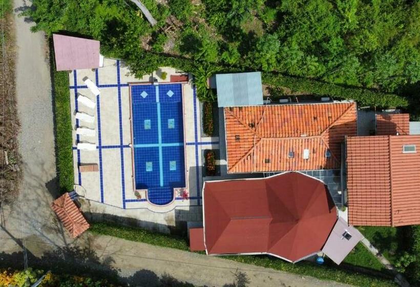 펜션 Hostal Bralgijon Capurganá