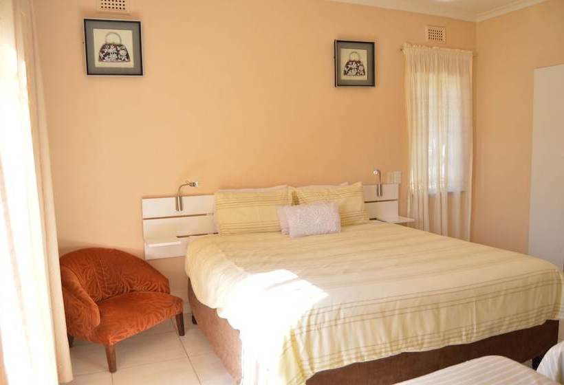 פנסיון Iqhayiya Guest House