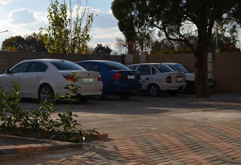 פנסיון Rochilla Guest House