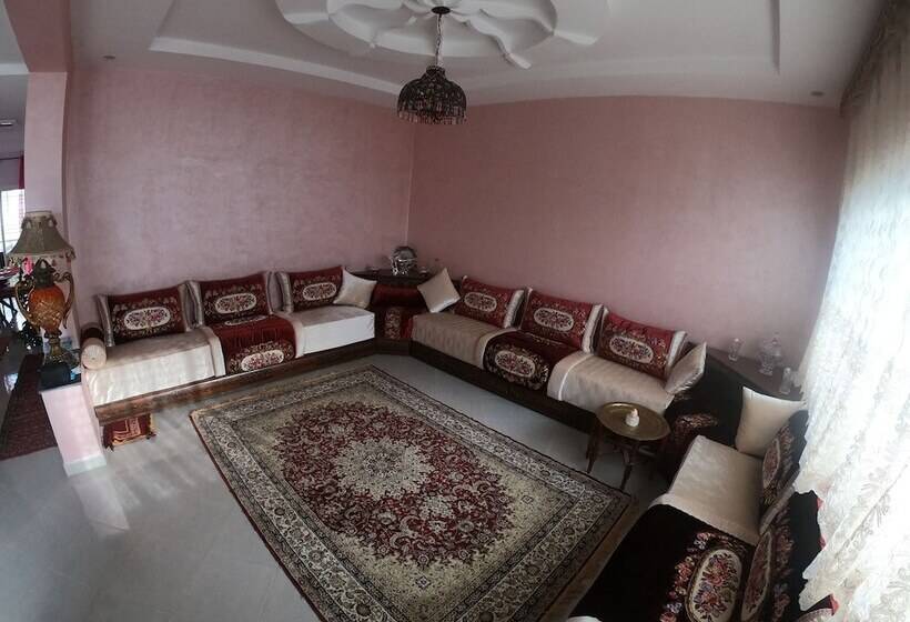 پانسیون Tanjitan Hospitalite