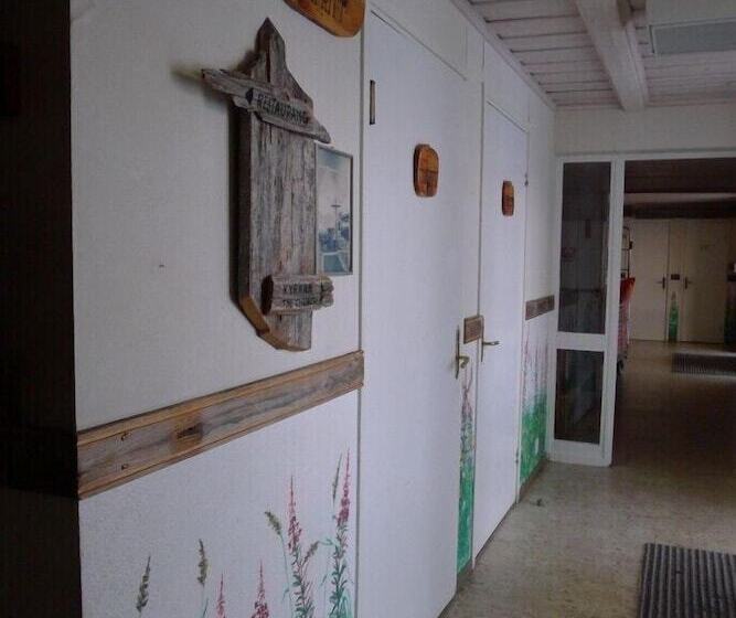 Sopperogården   Hostel