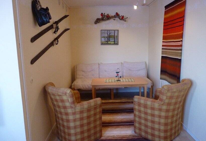 Sopperogården   Hostel