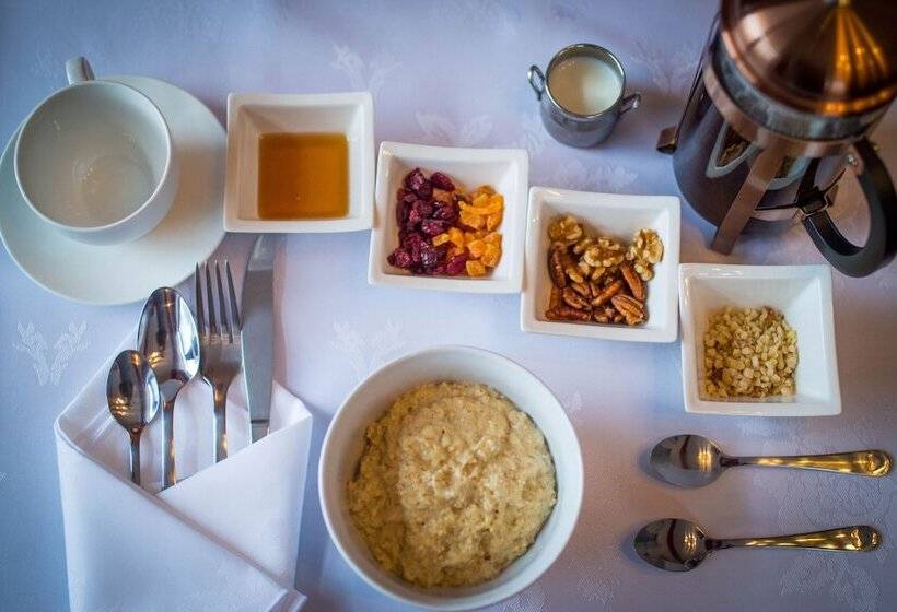 Aden House Bed And Breakfast