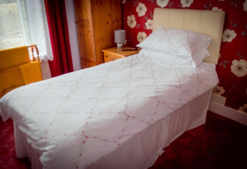 Aden House Bed And Breakfast