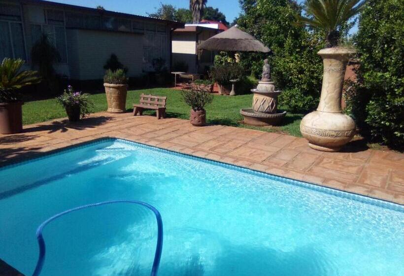 Bed and Breakfast Casa Villa Guest House