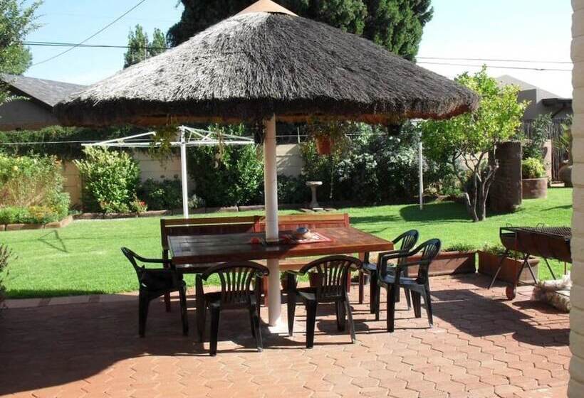 Bed and Breakfast Casa Villa Guest House