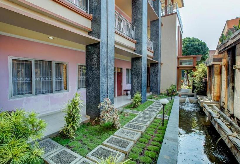 فندق Capital O 3933  Grand Anugrah