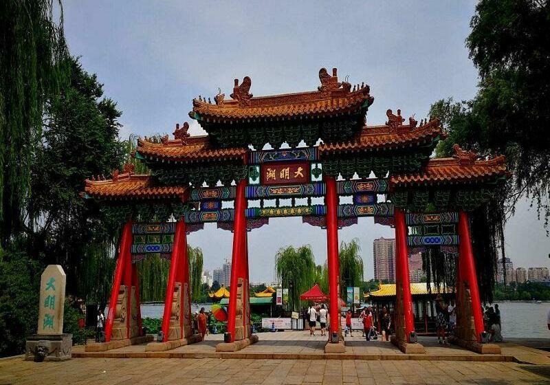 Hotel 7days Premium Jinan West Railway Station Branch