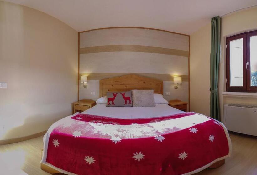 בית מלון כפרי Abete Bianco   Albergo Del Natale