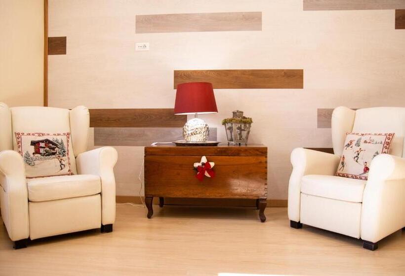 בית מלון כפרי Abete Bianco   Albergo Del Natale