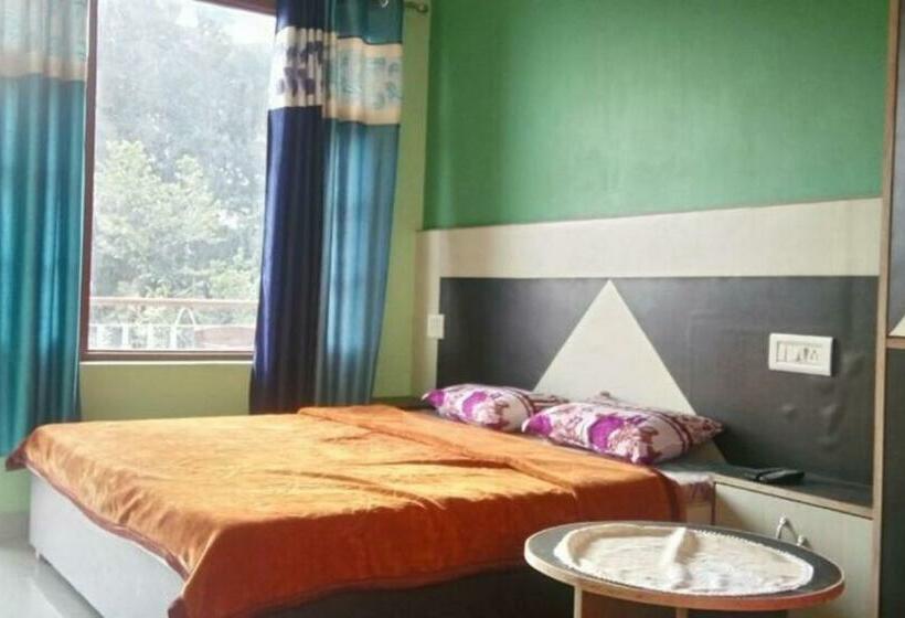 فندق Adventure Inn