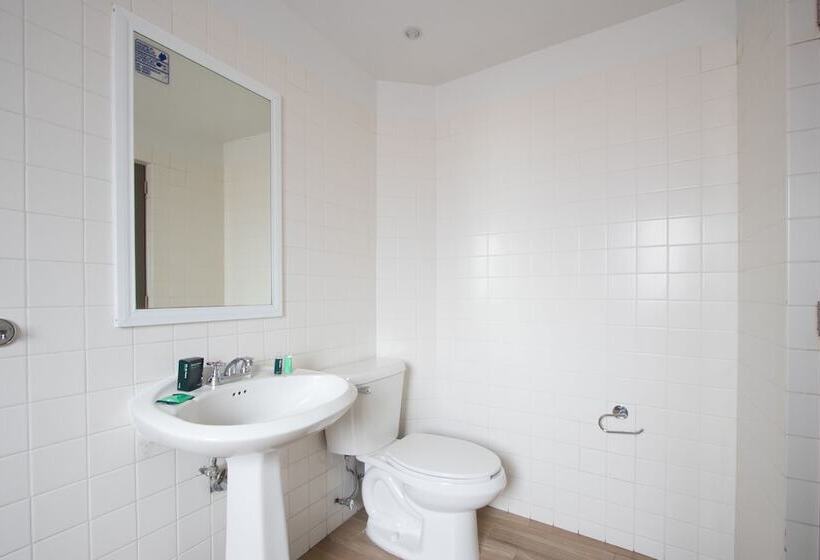 酒店 Ayenda Continental Mexicano