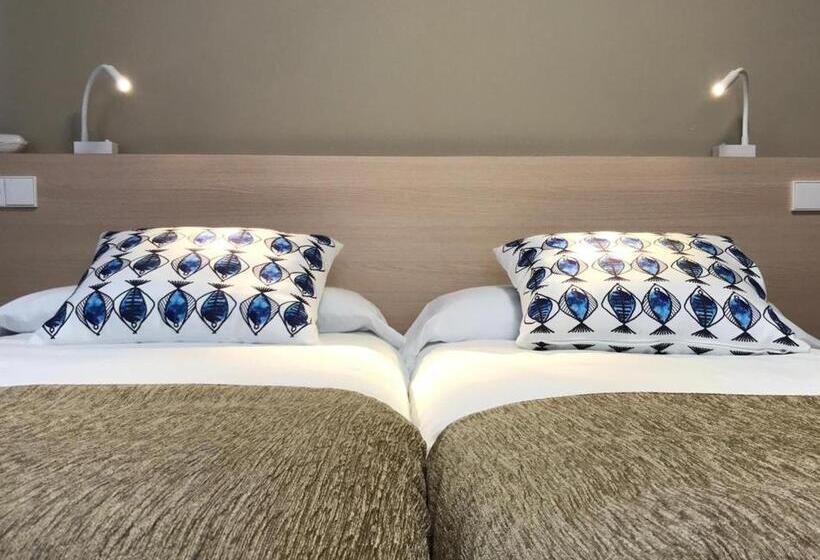 فندق Baltico 2 Estrellas