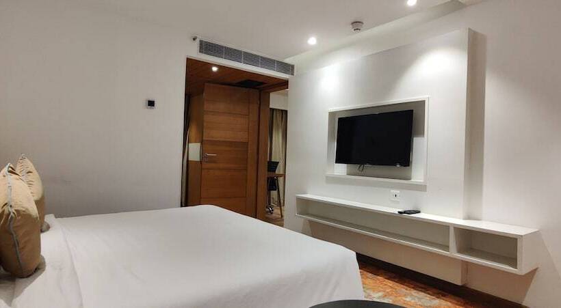 Отель Best Western Plus Tejvivaan