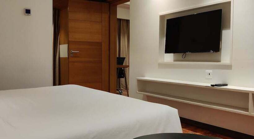 Отель Best Western Plus Tejvivaan