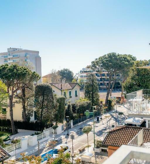 ホテル Bianca Orchidea In Pieno Centro Sul Mare