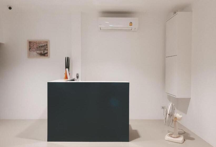 ホテル B.s Boutique