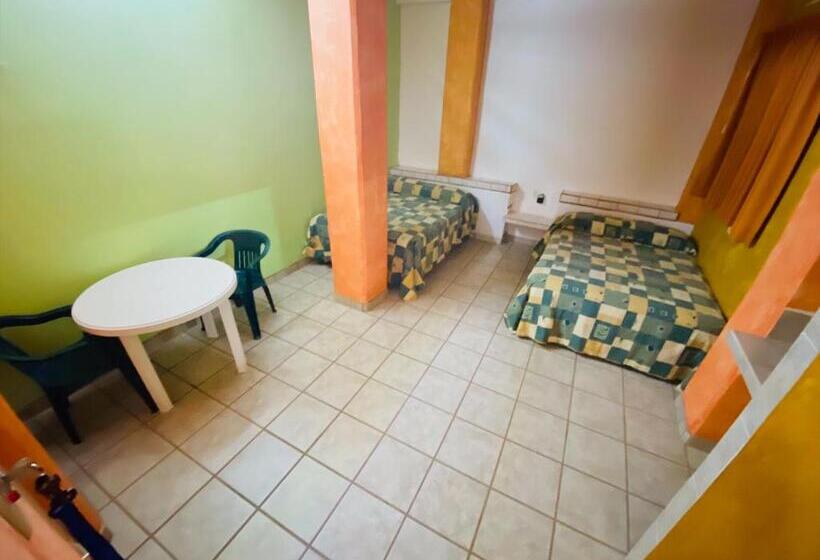 Отель Bungalows El Rincon De La Riviera