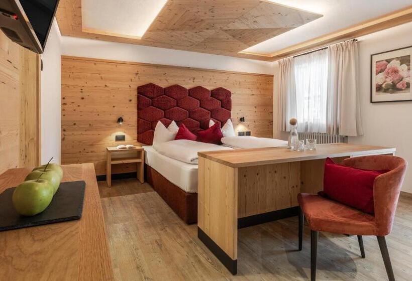 בית מלון כפרי Ciasa Tamá