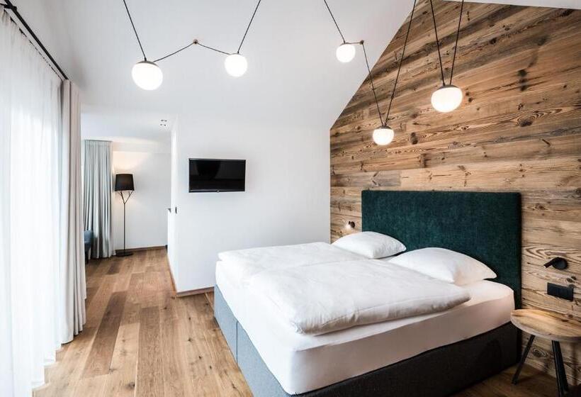 בית מלון כפרי Ciasa Tamá