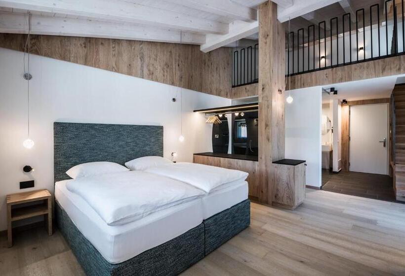 בית מלון כפרי Ciasa Tamá