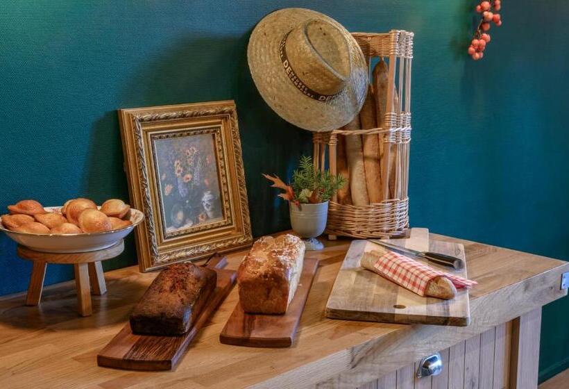 Отель Hôtel Demeures De Campagne Domaine De Maffliers   Paris Val D Oise