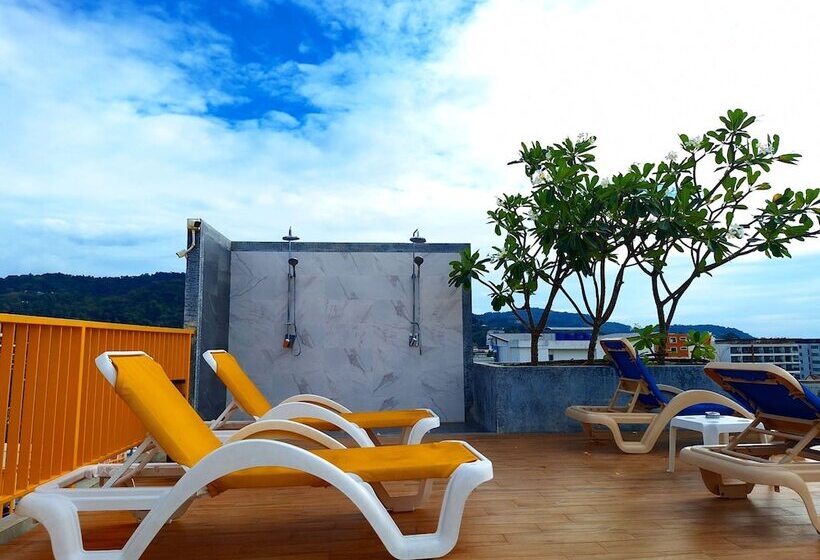 호텔 Dome Kata Resort