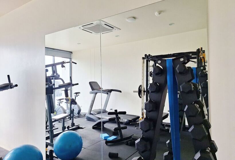 호텔 Dome Kata Resort