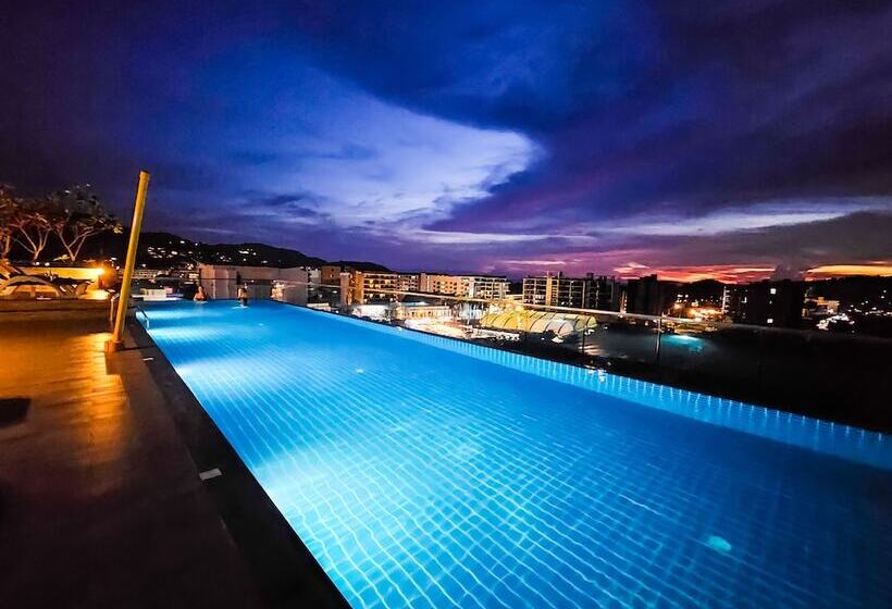 호텔 Dome Kata Resort