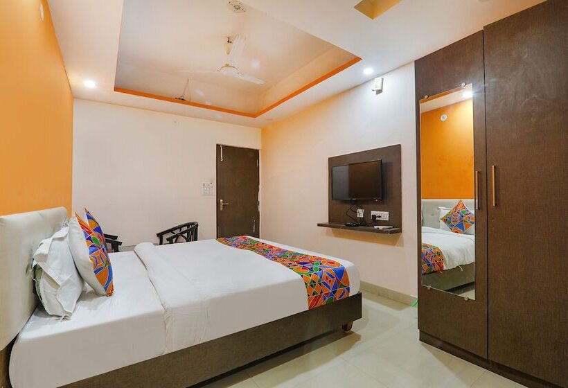 Fabhotel Vinayaka