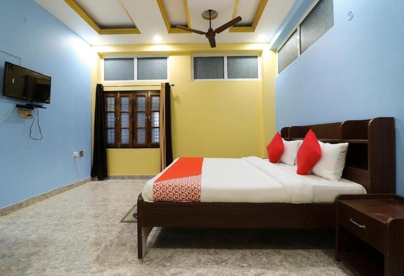 ホテル Flagship Fanatic Inn And Banquet Near Chaudhary Charan Singh International Airport