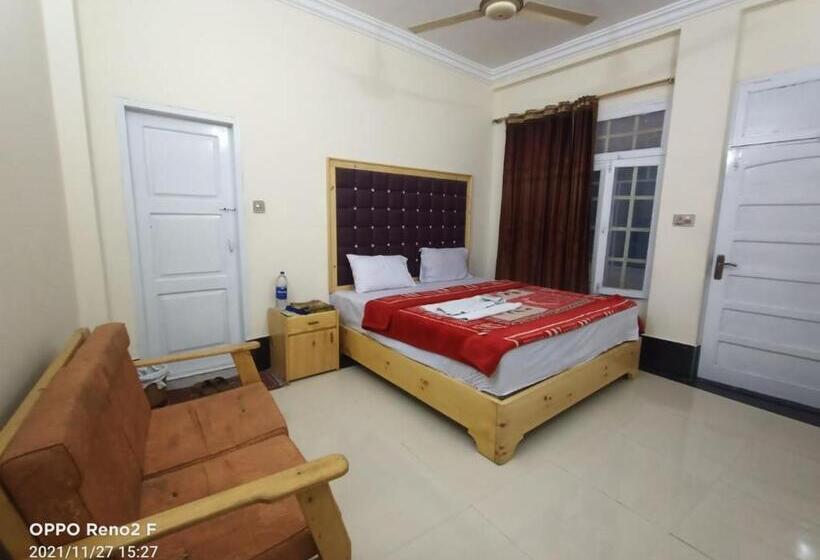 Szálloda Fr Darya E Swat