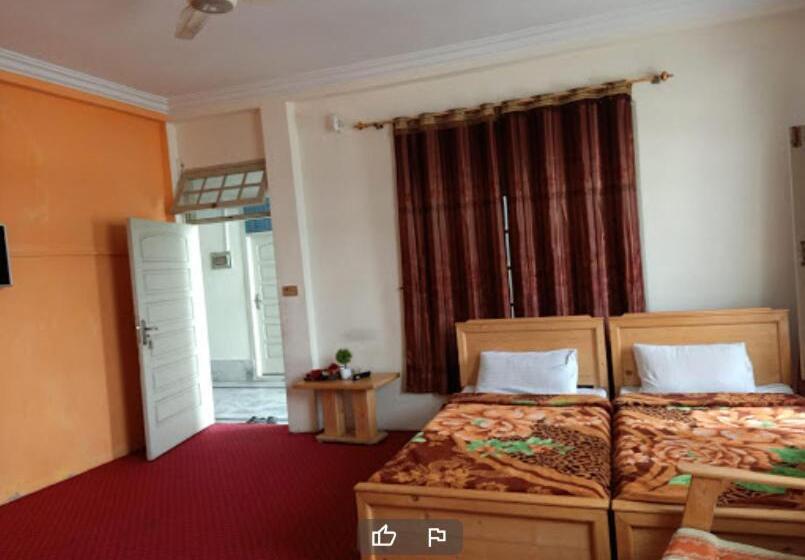 Szálloda Fr Darya E Swat