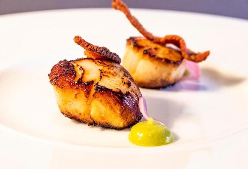 Отель Hillyard House