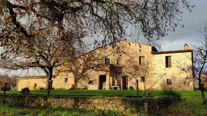 בית מלון כפרי La Casa   Agriturismo With Pool Between Siena And Grosseto