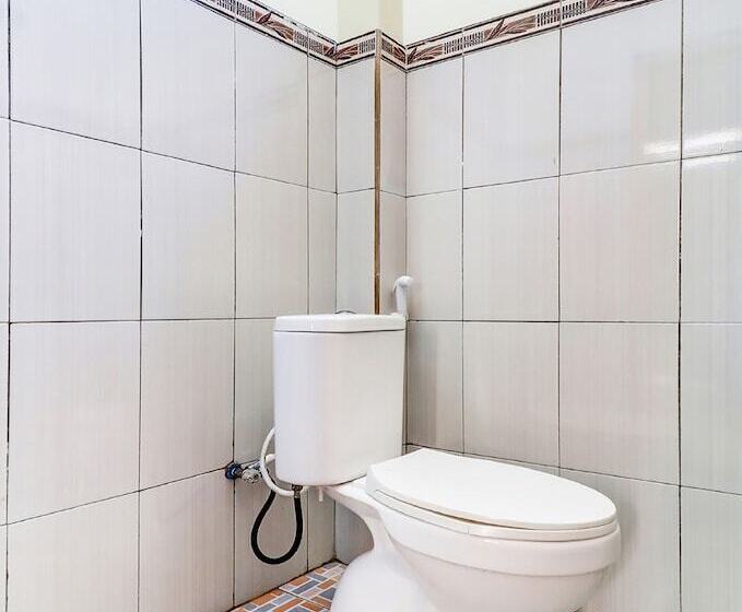 ホテル Villa Sari Intan Ciater Redpartner