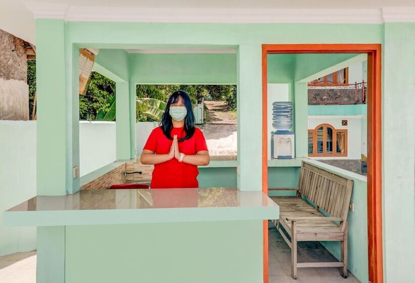 ホテル Villa Sari Intan Ciater Redpartner