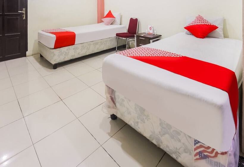 ホテル Oyo 3970 La Macca Makassar