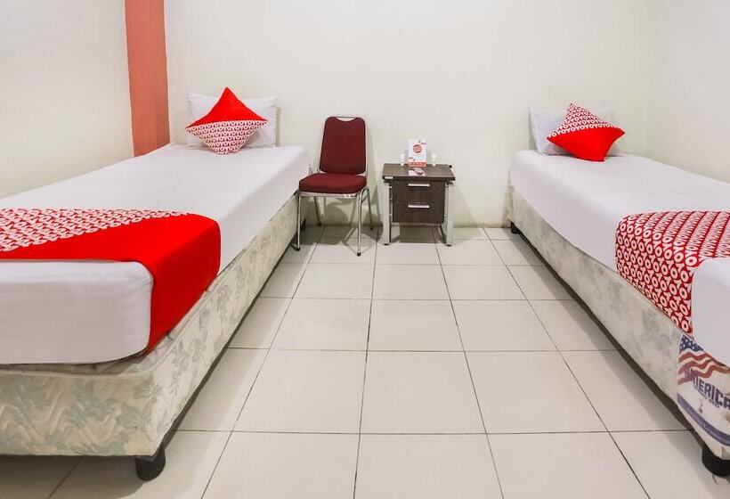 ホテル Oyo 3970 La Macca Makassar