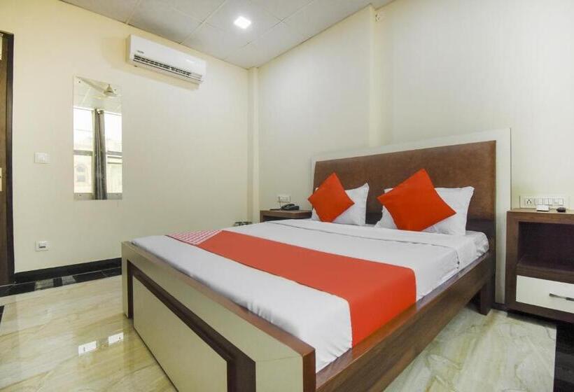 ホテル Grover International