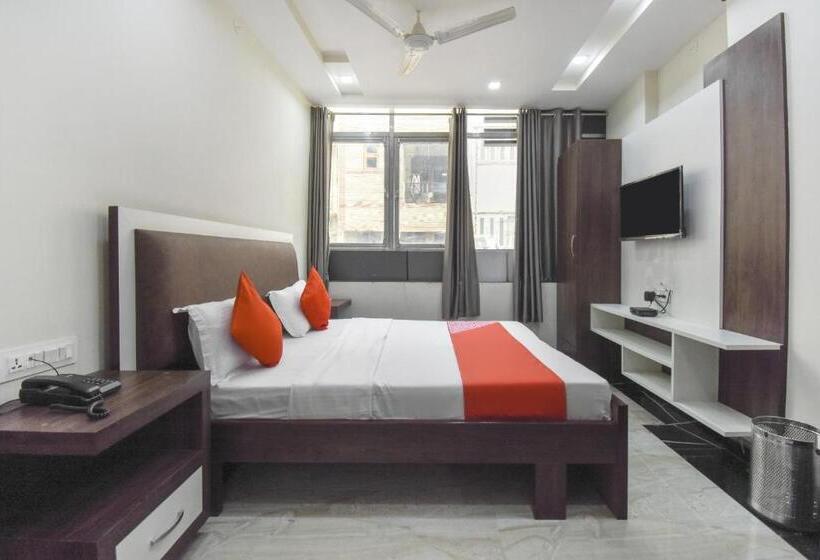 ホテル Grover International