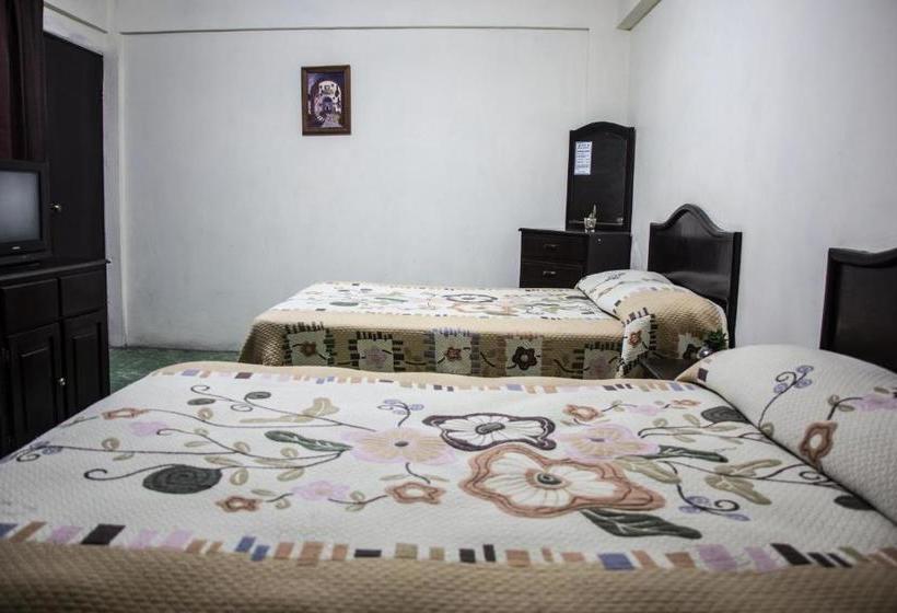 בית מלון כפרי Posada Del Cortez